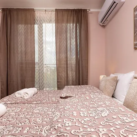 Center Aleko Konstantinov 2 Apartman *