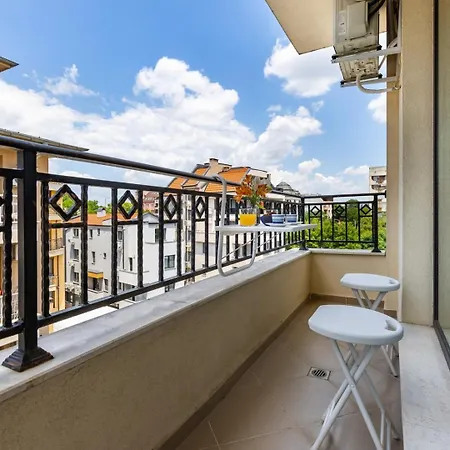 Center Aleko Konstantinov 2 Apartman